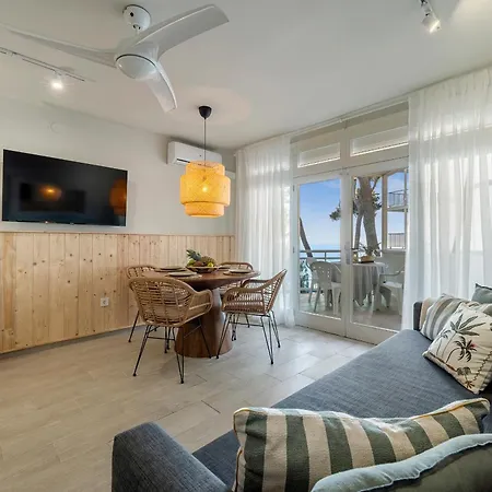 Hauzify I Sunshine Apartment