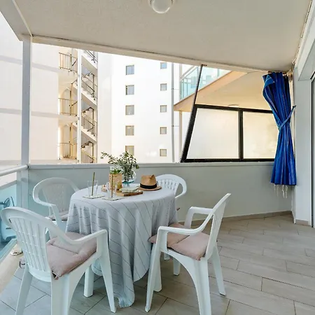 Hauzify I Sunshine Apartment Salou